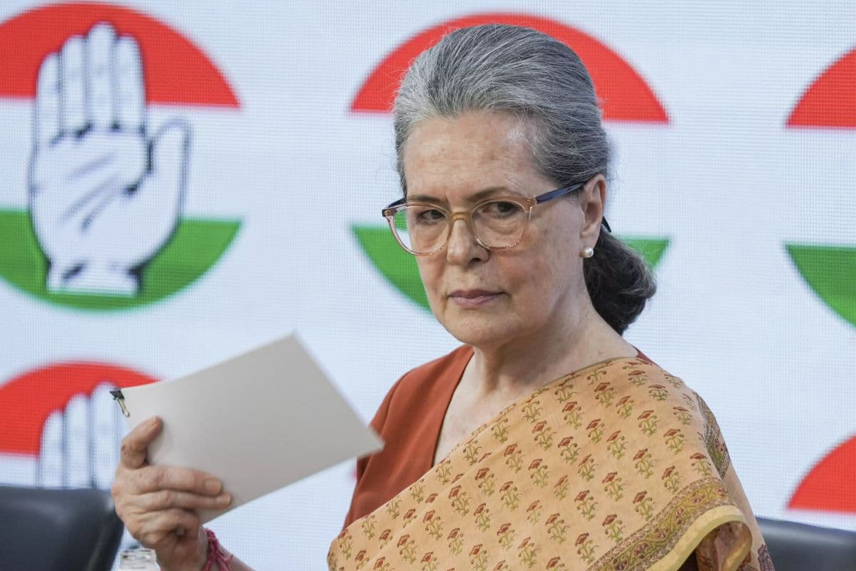 Sonia Gandhi Admitted: सोनिया गांधी अस्पताल में भर्ती, जानें क्या हुआ?