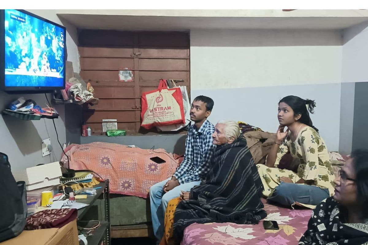 सोनी टीवी के डांस टशन में ‘दादी’ बनीं धनबाद की बुजुर्ग तारामती चौरसिया, महाकुंभ स्नान के बाद हुई थीं वायरल