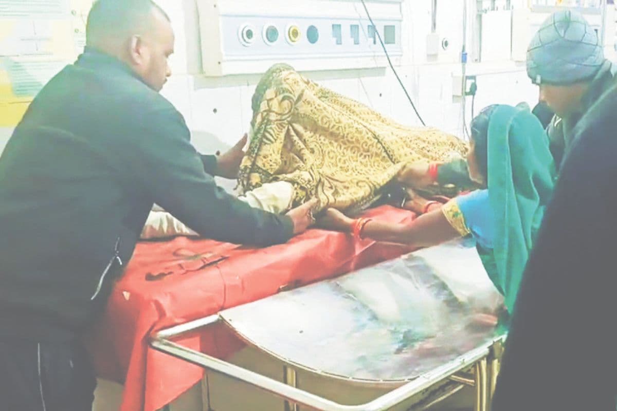 जमुई में मूर्ति विसर्जन कर लौट रहा तेज रफ्तार ट्रैक्टर पलटा, तीन की मौत