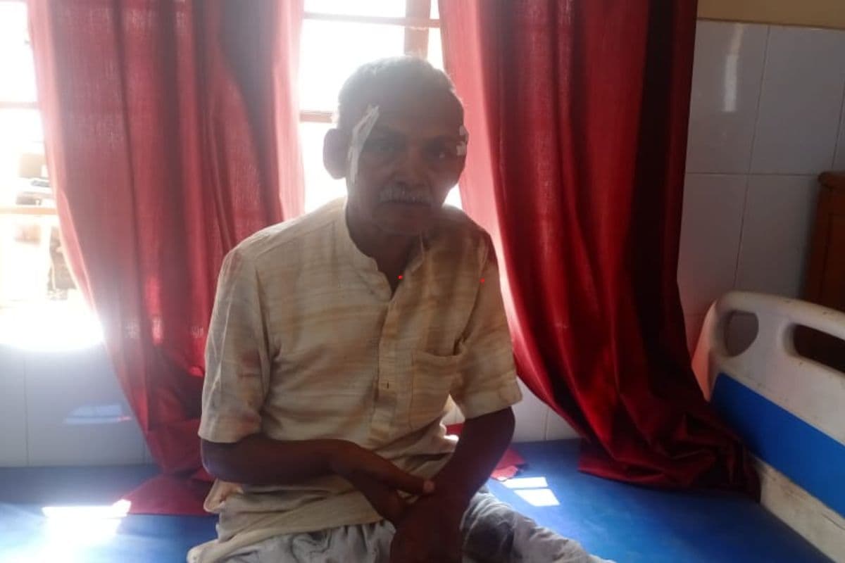 सड़क दुर्घटना में घायल बुजुर्ग राजकुमार सिंह