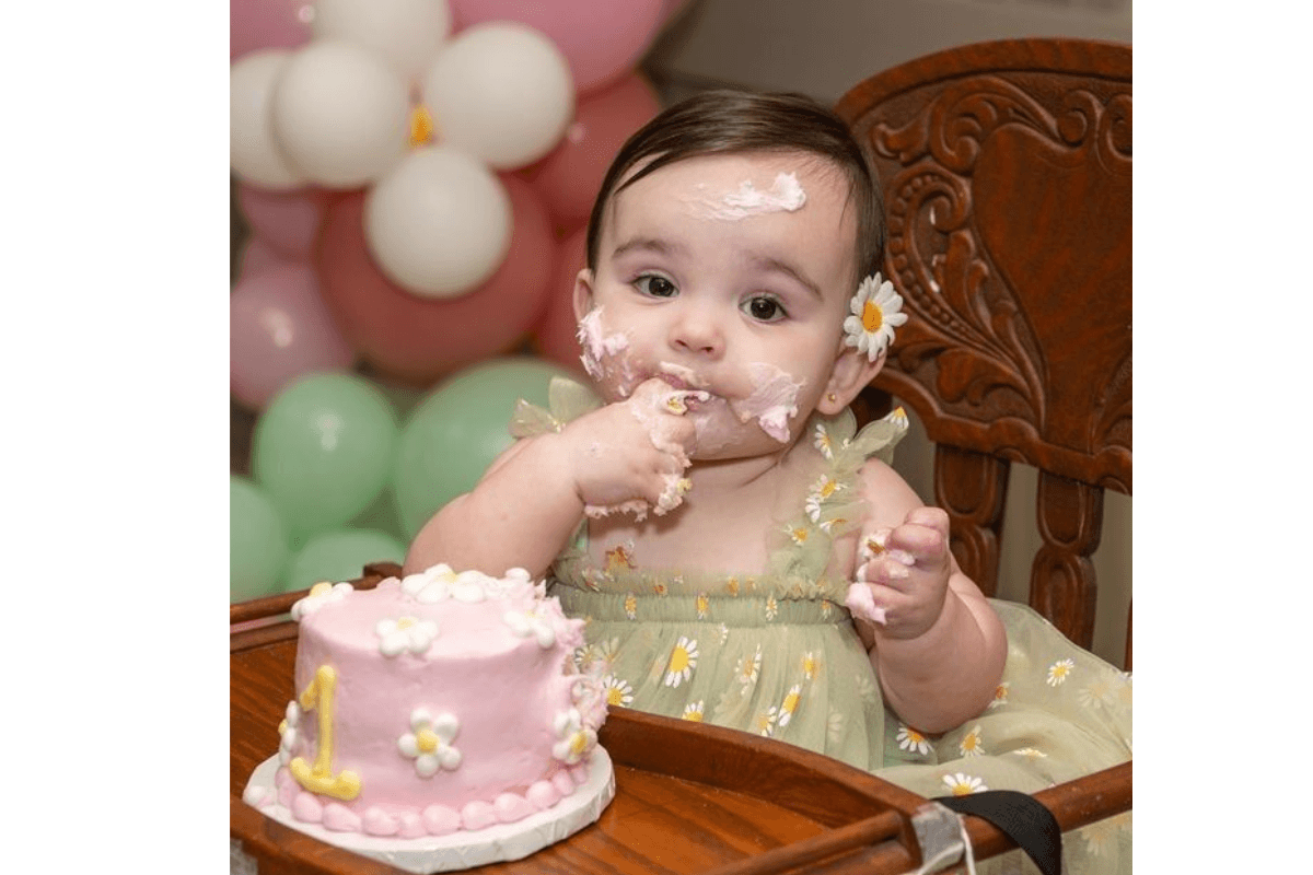 Baby Girl Name Started With Shree: श्री से शुरू होने वाले बेबी गर्ल के 20 शुभ नाम और उनका अर्थ Baby Girl Name Started With Shree: श्री से शुरू होने वाले बेबी गर्ल के 20 शुभ नाम और उनका अर्थ