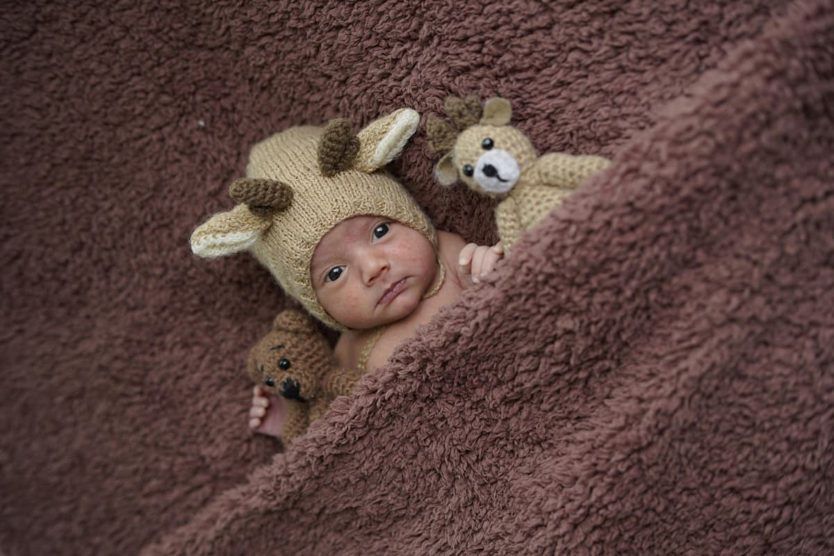 Baby Names: आपके बेटे के लिए ये हैं सबसे ज्यादा ट्रेंड में रहने वाले नाम, देखें लिस्ट और जानें इनके अर्थ