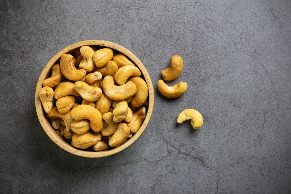 Fake Cashew: अनजाने में कहीं आप भी तो नहीं खा रहे हैं नकली काजू? ऐसे करें असली की पहचान