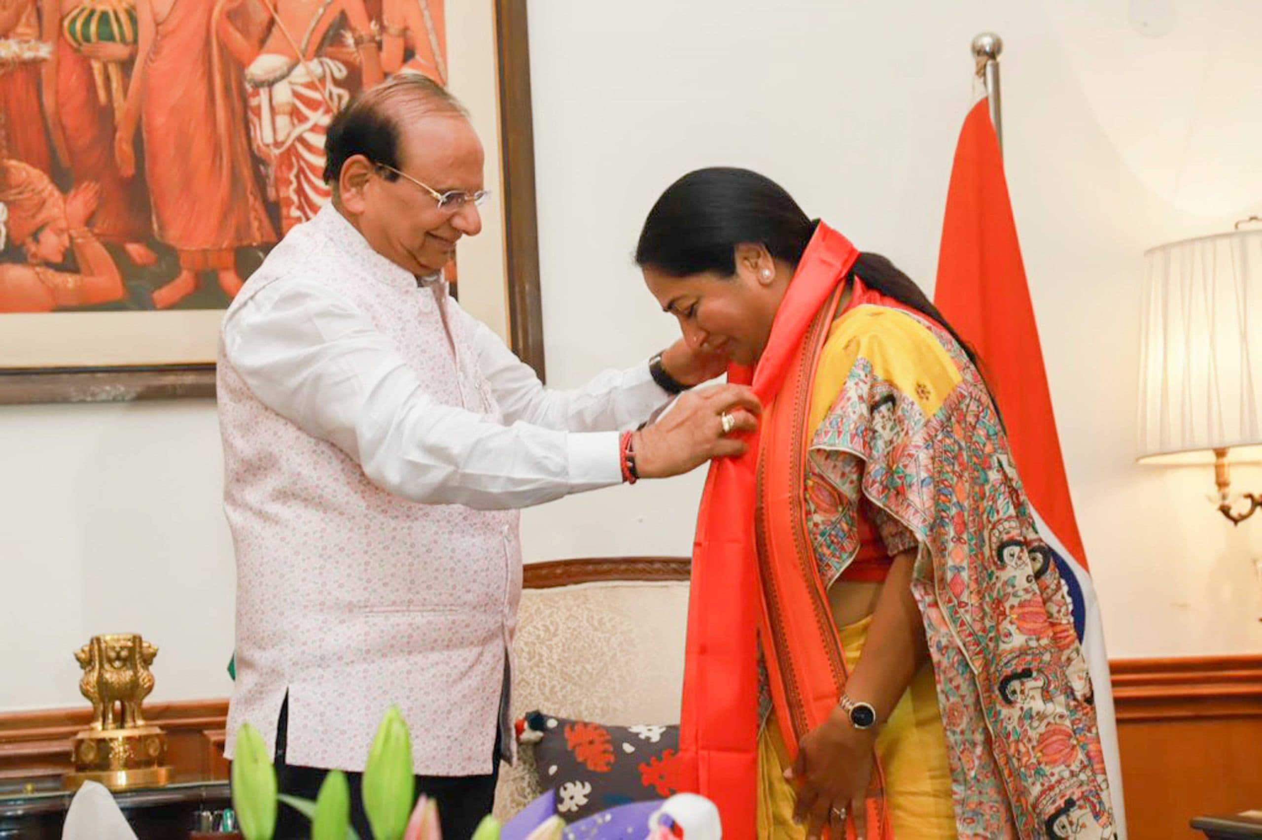 Rekha Gupta : कौन हैं रेखा गुप्ता के पति, क्या करते हैं काम? पुश्तैनी गांव में जश्न