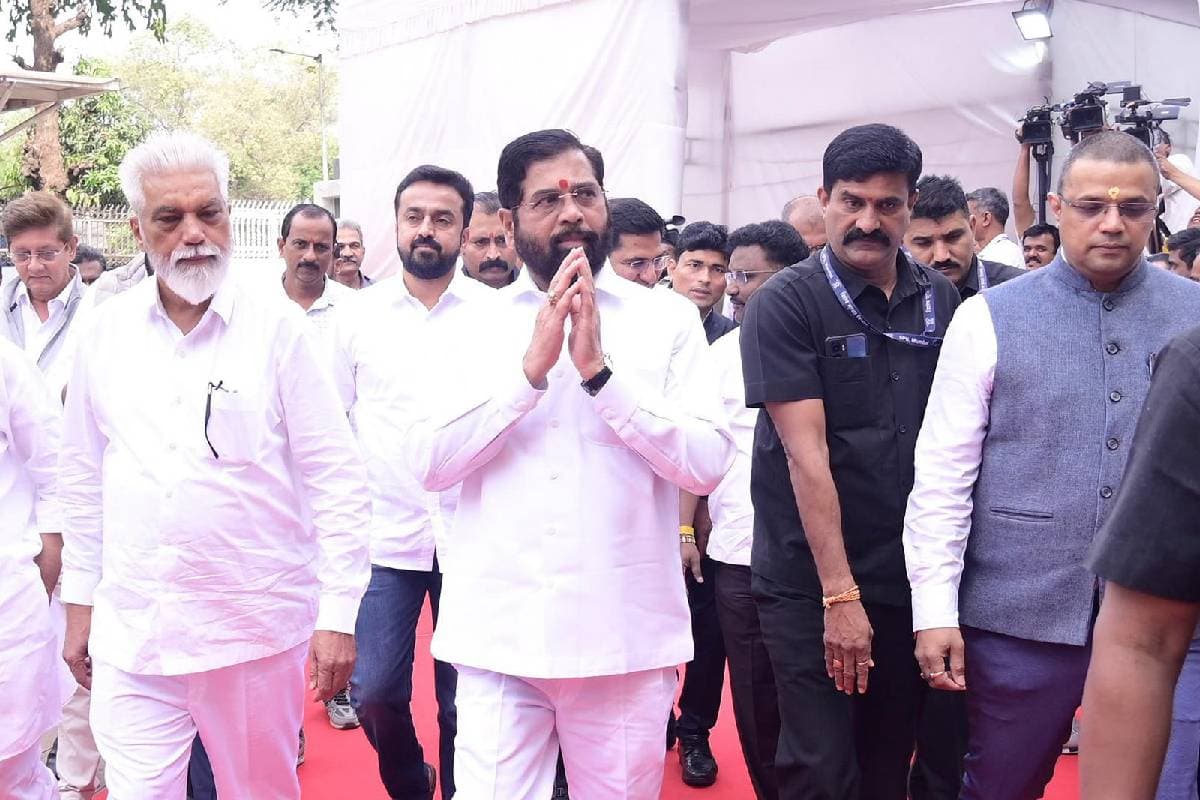 Maharashtra Politics : महाराष्ट्र की राजनीति में आएगा भूचाल? बोले एकनाथ शिंदे- हल्के में मत लेना