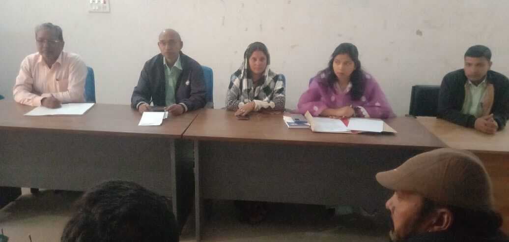 Giridih News : बेंगाबाद के दो बालू घाटों से पंचायत वसूलेगी राॅयल्टी