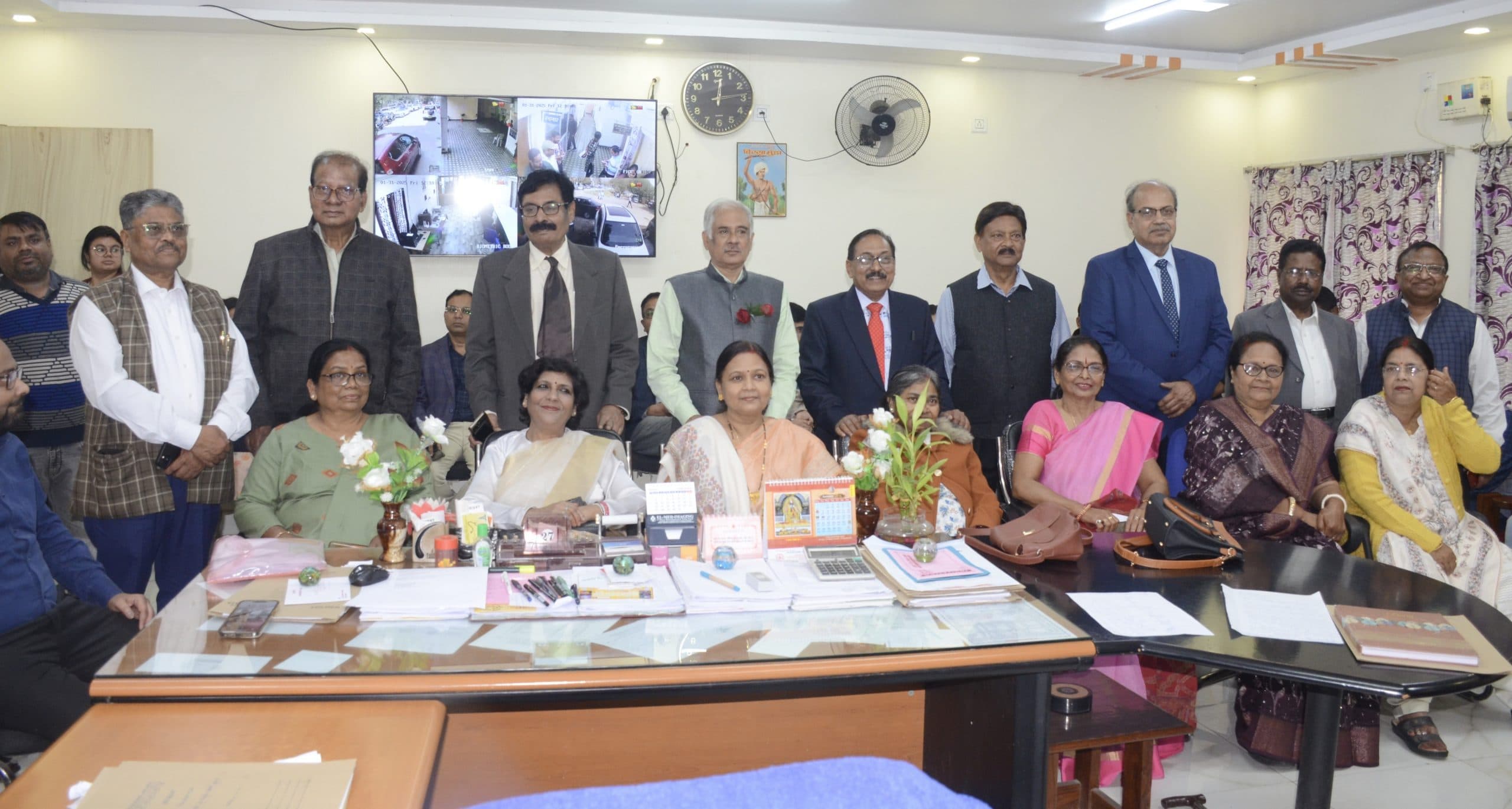 Dhanbad News: एसएनएमएमसीएच : पांच सीनियर चिकित्सक हुए सेवानिवृत्त