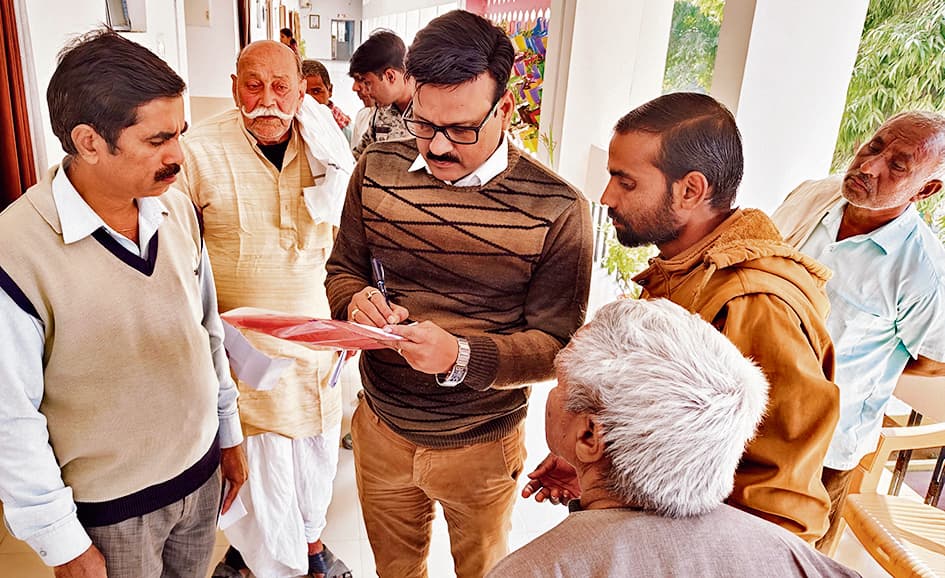 जनता दरबार में आये 47 मामले, डीडीसी ने निष्पादन का दिया आदेश