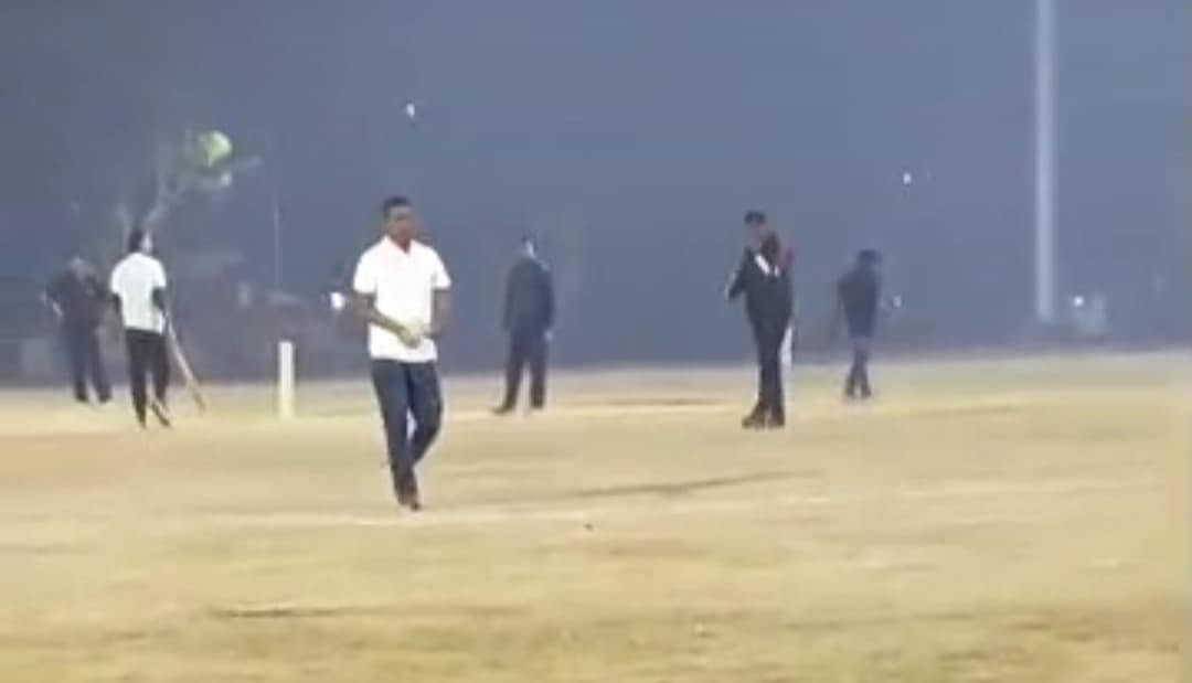 फ्रेंडली क्रिकेट मैच में हिंडाल्को इलेवन की टीम विजेता