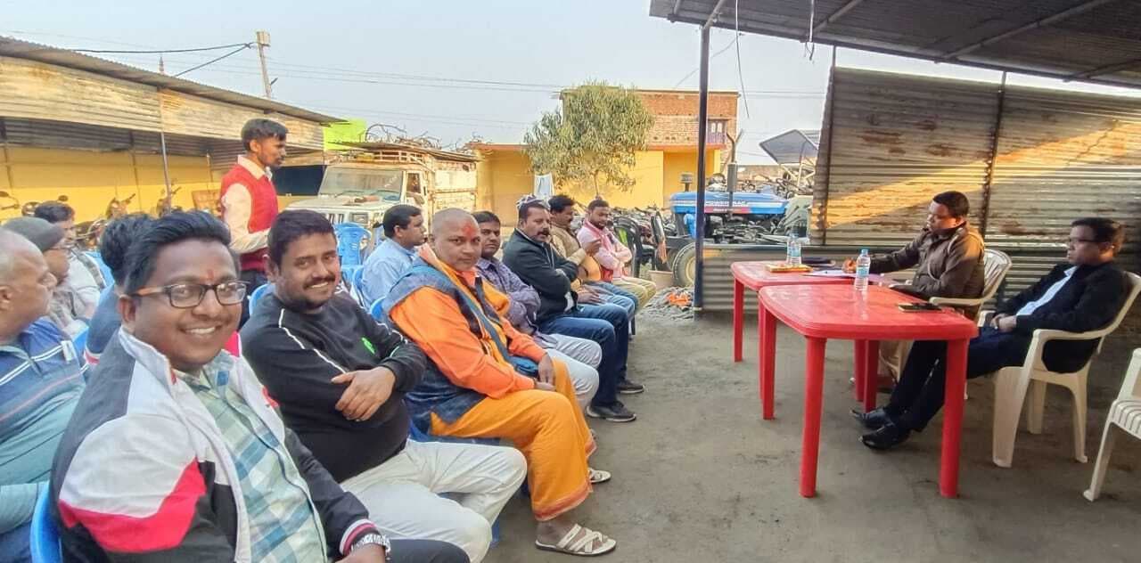 सरस्वती पूजा पंडाल में अश्लील गाना बजाने पर होगी कार्रवाई : बीडीओ