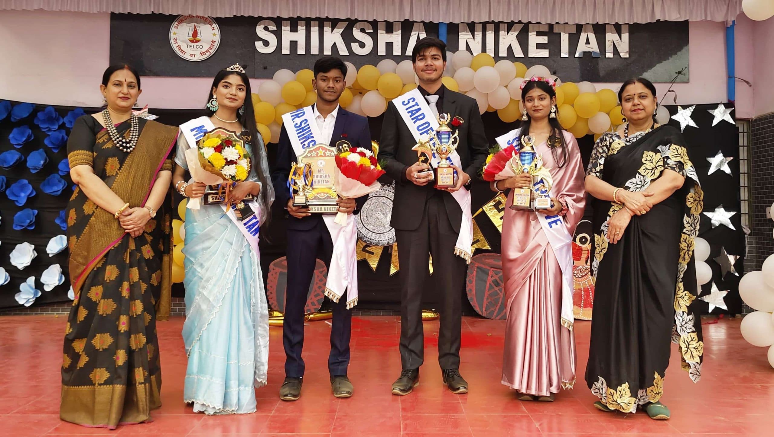 Jamshedpur news. शिक्षा निकेतन हाई स्कूल में विदाई समारोह आयोजित