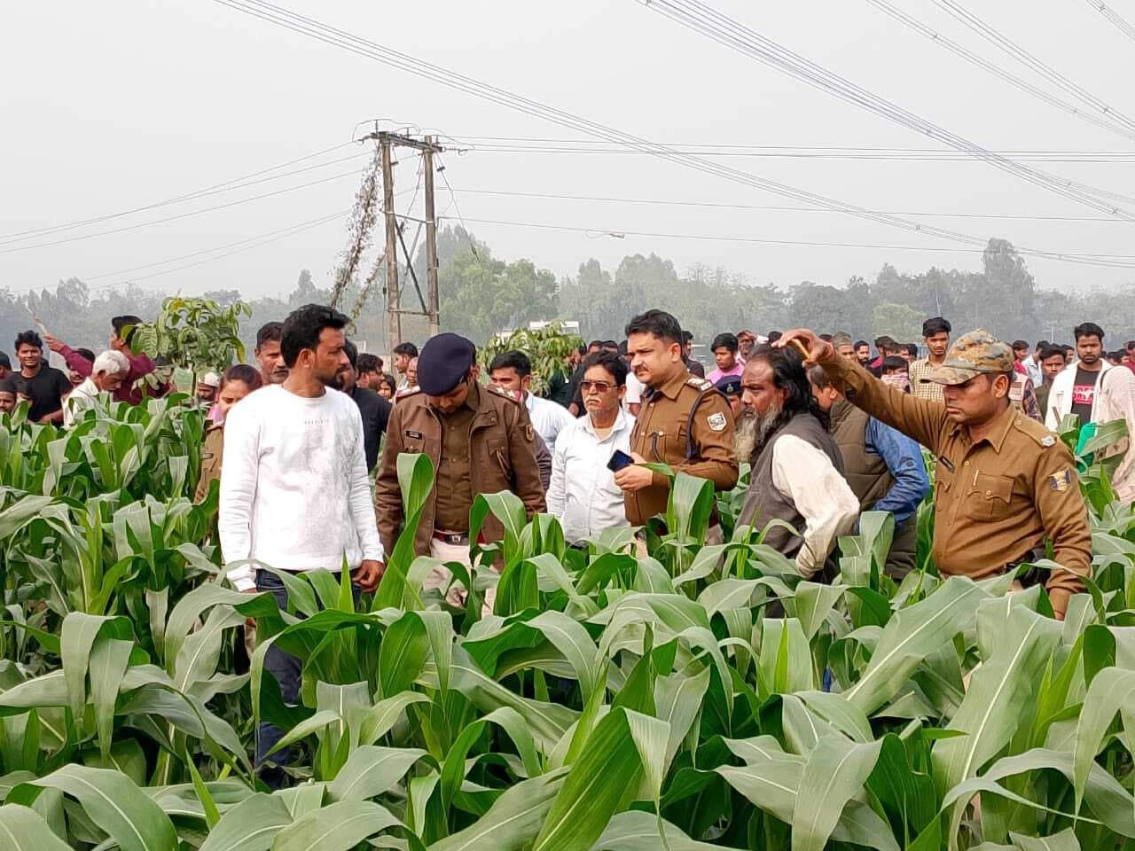 जलसा देखने गयी 16 वर्षीय किशोरी का मक्के की खेत में मिला शव