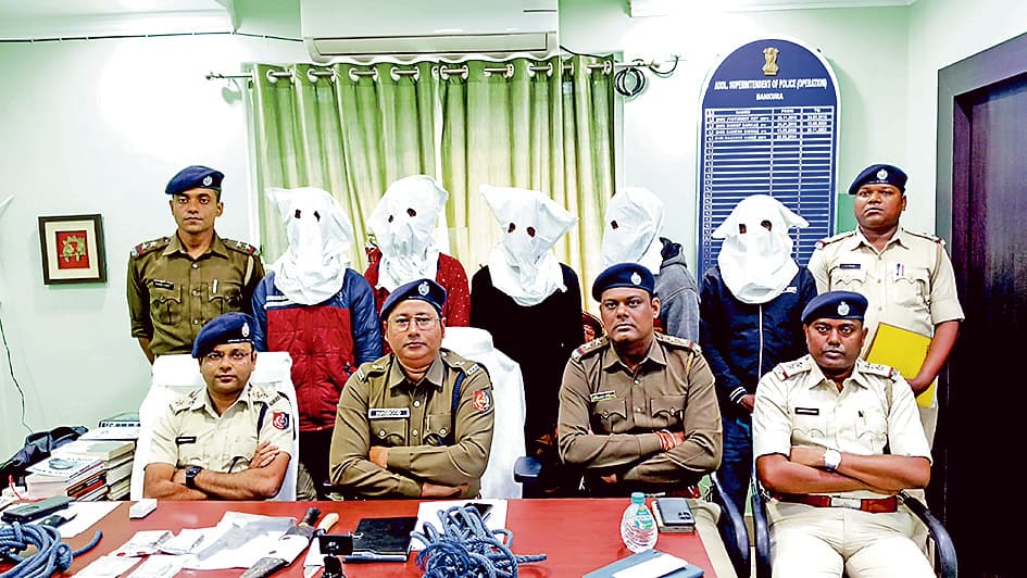 तस्करों से मुक्त करायी गयीं पांच गायें