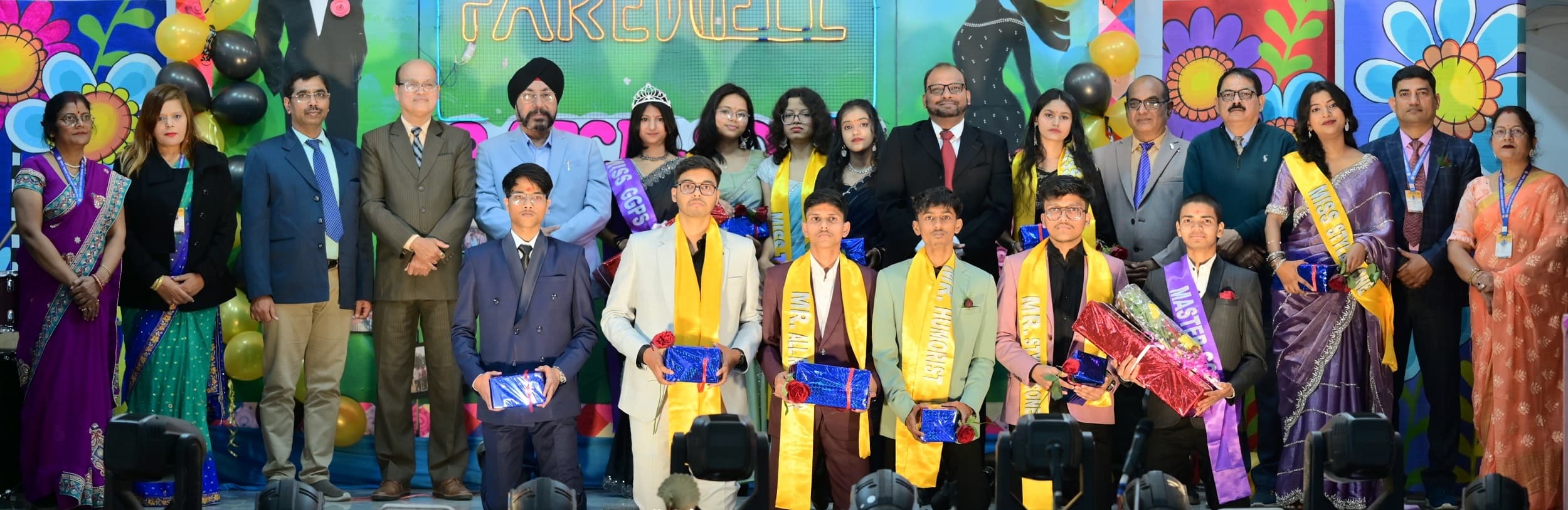 Bokaro News : आशीष बने मिस्टर व इशिका सिंह बनी मिस जीजीपीएस