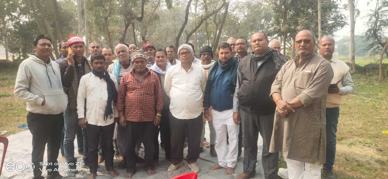 हड़ताल पर गये शिवाजीनगर के जनवितरण विक्रेता