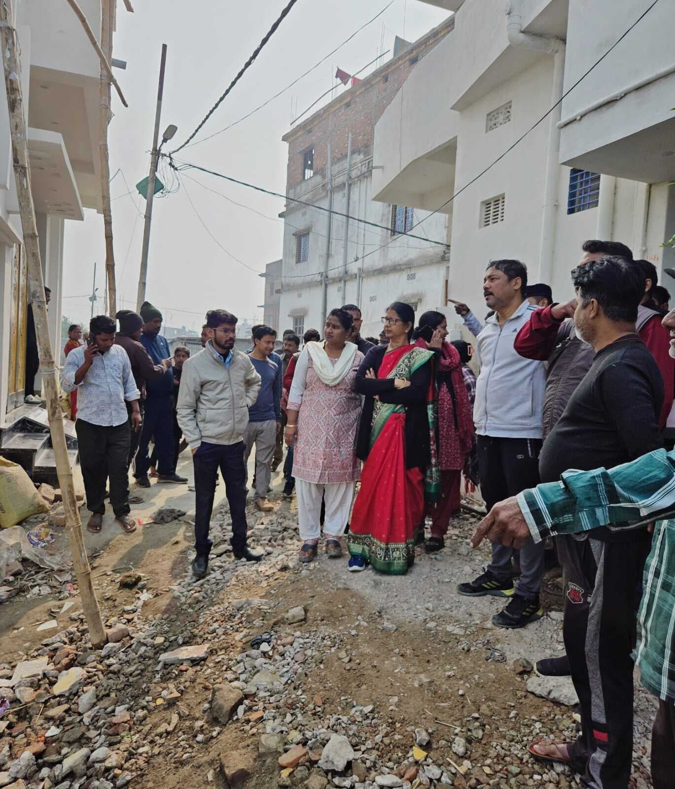 वार्ड 17 में हो रहे विकास कार्यों का मेयर ने किया निरीक्षण