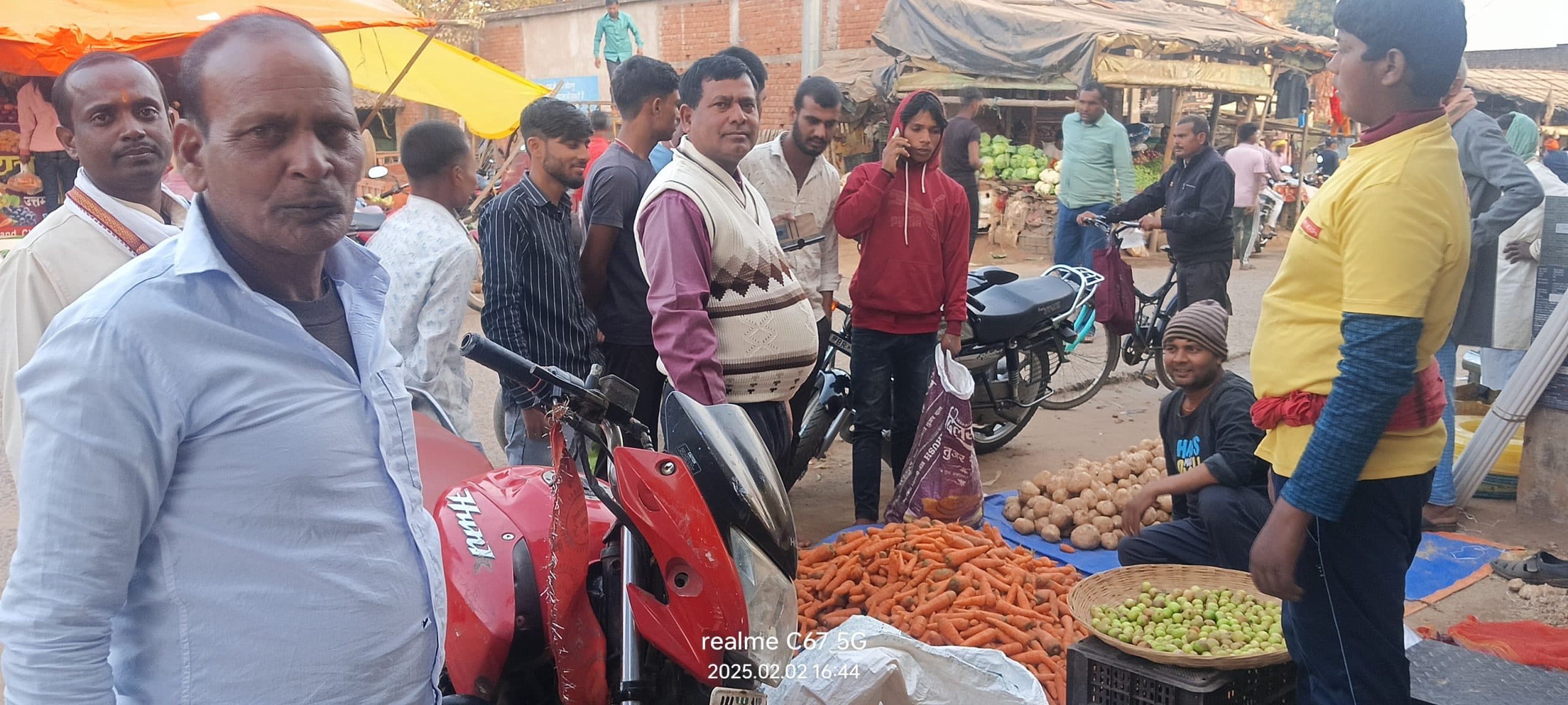 विद्या की देवी मां सरस्वती की पूजा आज, विद्यार्थियों में उत्साह