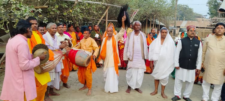 धुमधाम से मनाया गया ठारी व्रत