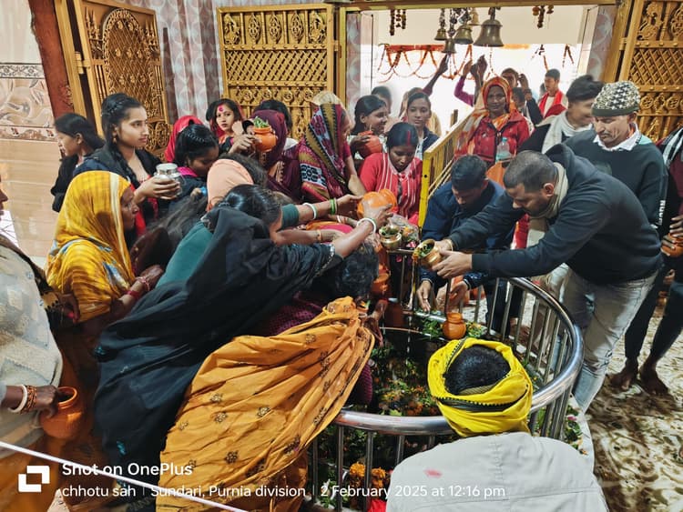 सुंदरनाथ धाम में तीसरे मकर पर श्रद्धालुओं की भीड़