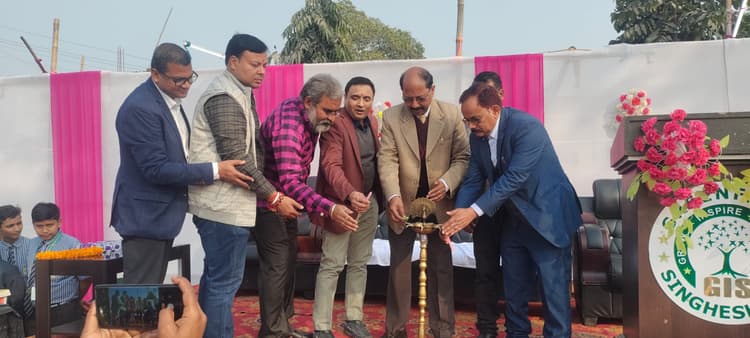 ग्रीनफील्ड इंटरनेशनल स्कूल सिंहेश्वर में विज्ञान प्रदर्शनी सह आर्ट एंड क्रॉफ्ट मेला का विवि के कुलपति ने किया उद्घाटन