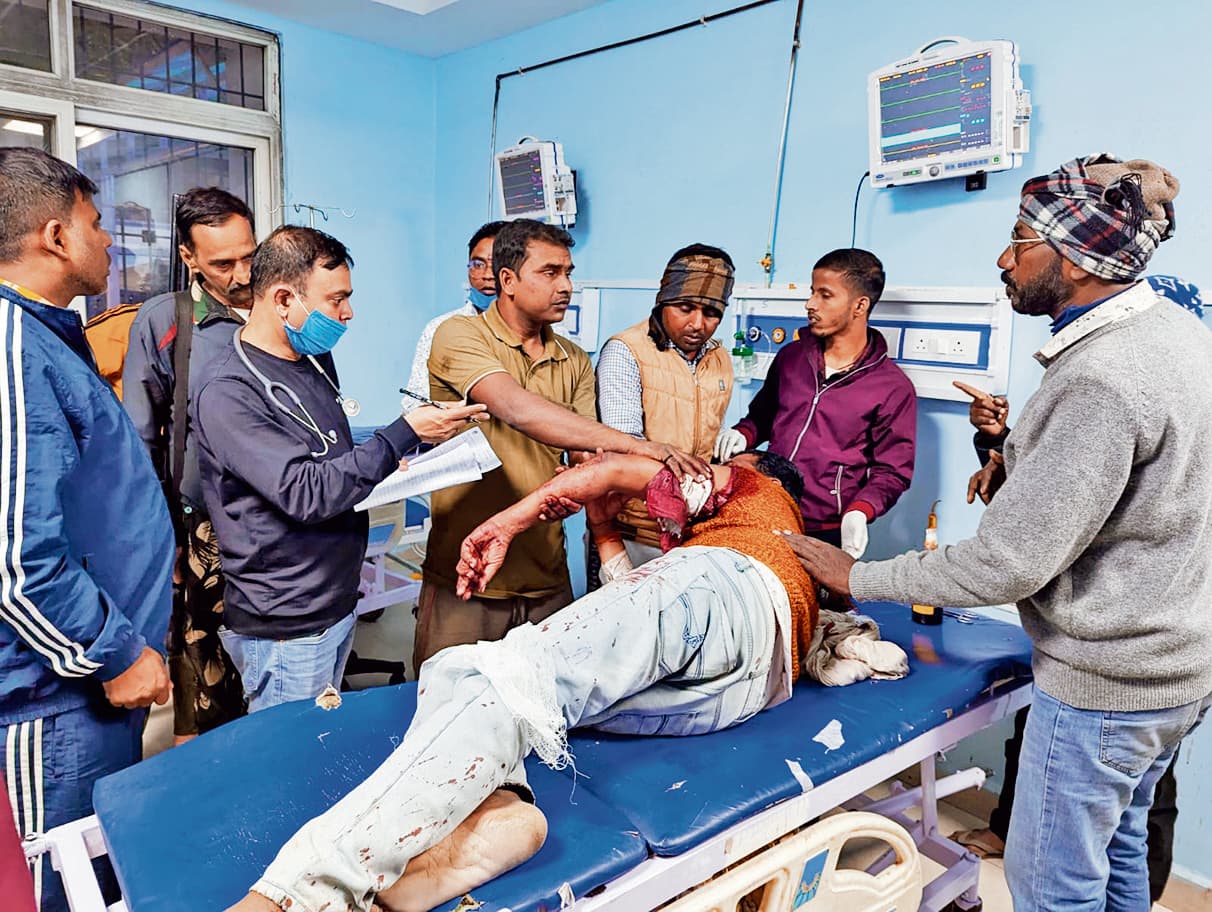 छिनतई के दौरान हथियारबंद बदमाशों ने मवेशी व्यापारी को मारी गोली, जख्मी