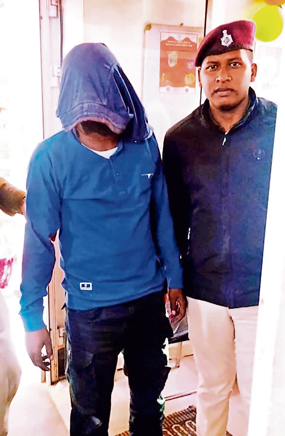 Gaya News : इस्मालमपुर-हटिया एक्सप्रेस में युवती से छेड़खानी, भोजपुर का युवक अरेस्ट