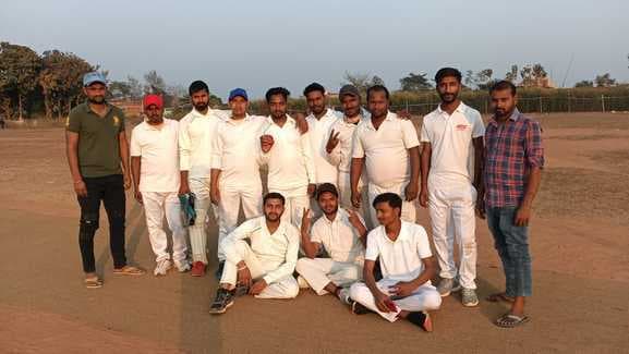बी डिविजन क्रिकेट मैच में वाइएससीसीबी ने रोहिनक क्रिकेट क्लब को हराया
