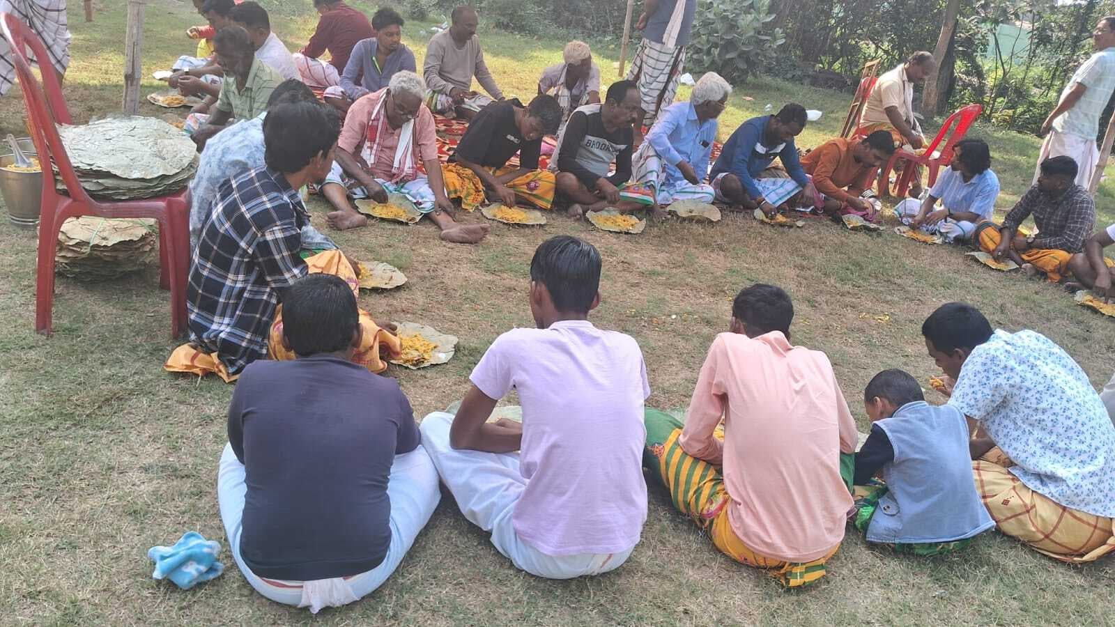 Jamshedpur news. पूजा-अर्चना के बाद स्वशासन व्यवस्था के प्रमुखों को बदला गया