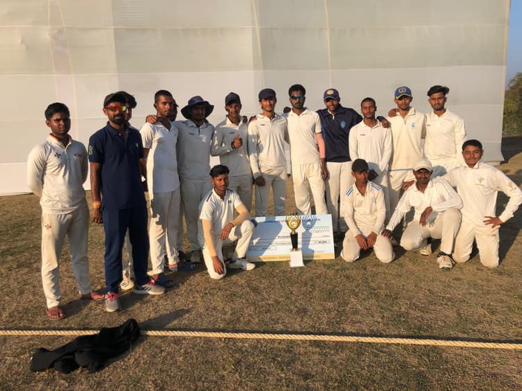 Deoghar news : देवघर टीम लातेहार से 17 रनों से हारी, इलीट ग्रुप में हुई शामिल