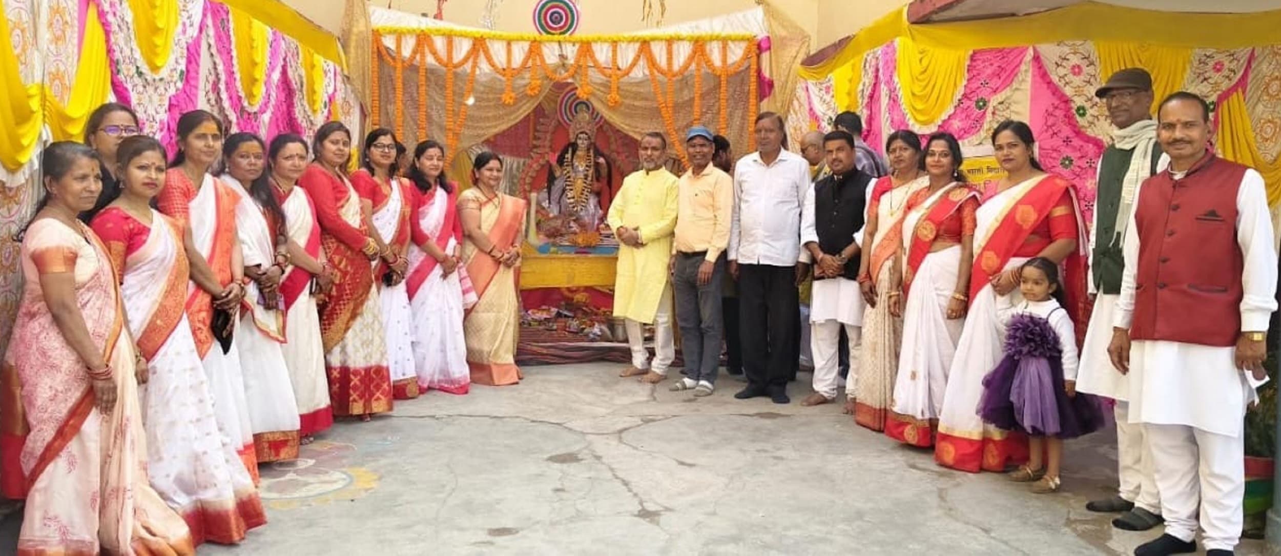 Bokaro News : बोकारो जिले में मां सरस्वती की पूजा की धूम, छात्र-छात्राओं में उत्साह