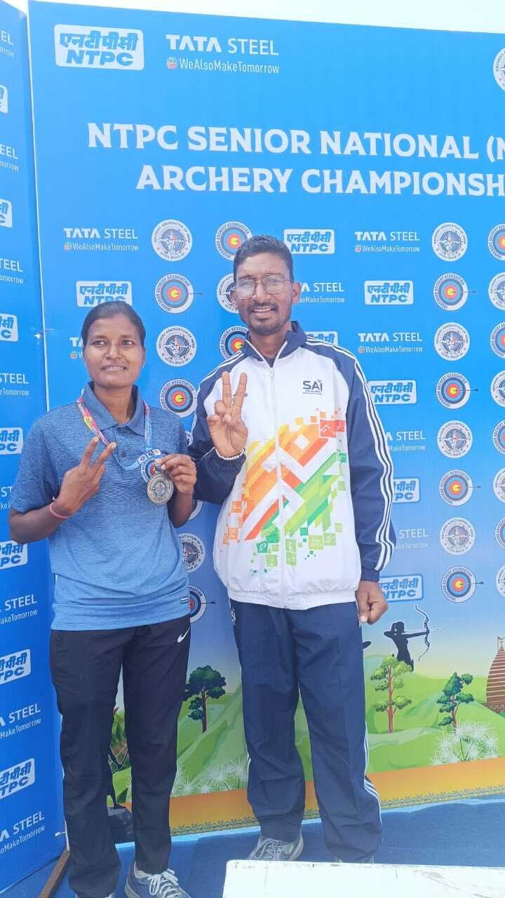 Chaibasa News : चाईबासा की तीरंदाज चांदमुनी को क्वालिफाइ राउंड में 17वां रैंक