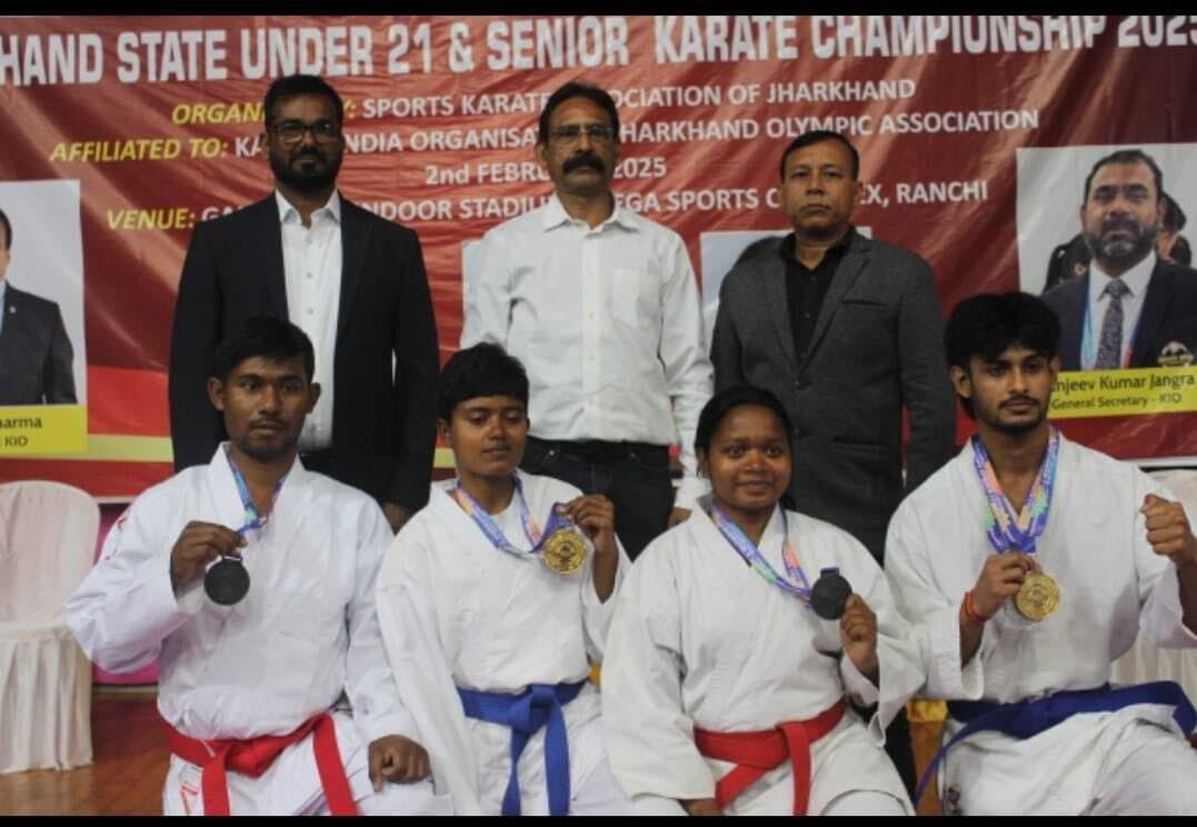 Chaibasa News : पश्चिमी सिंहभूम के कराटेकारों ने रांची में पांच पदकों पर जमाया कब्जा