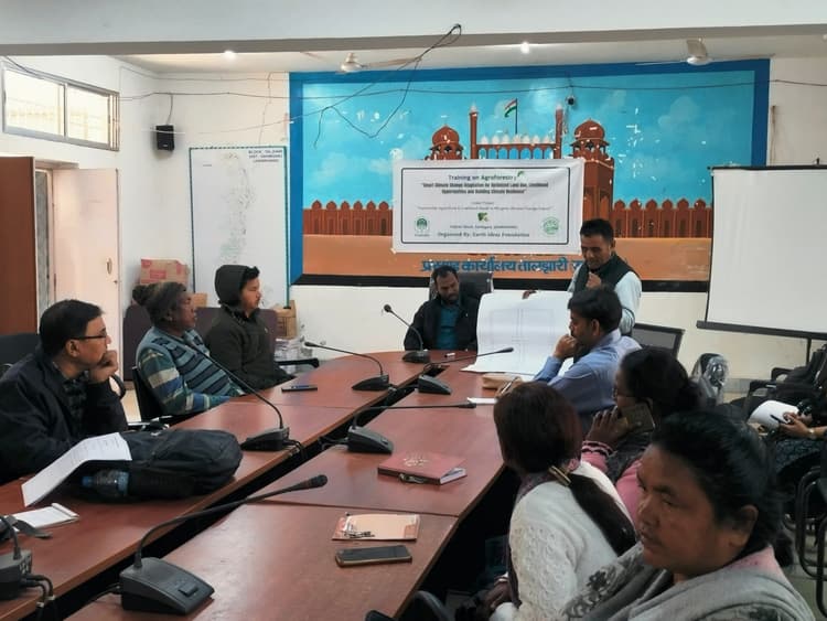 जलवायु परिवर्तन रोकने व भूमि की उर्वरता बनाने में एग्रो फोरेस्ट्री सहायक