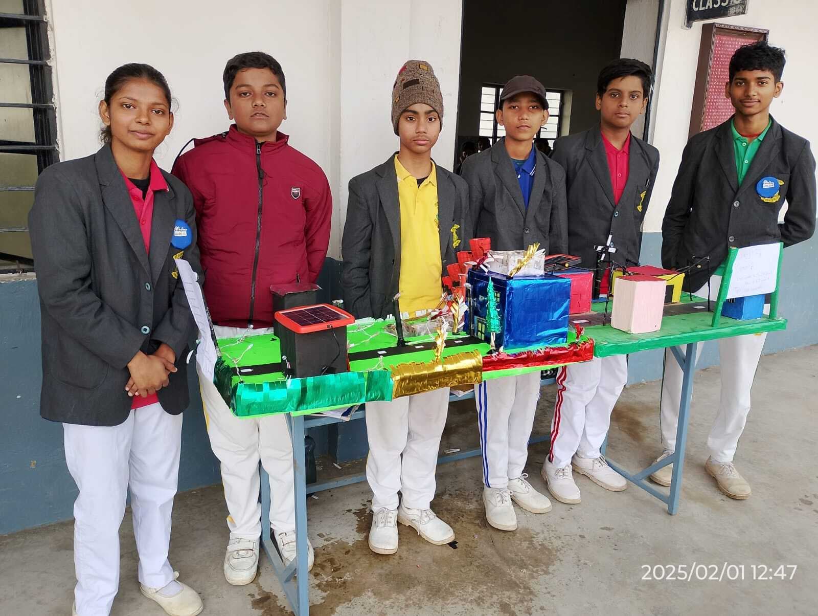 विज्ञान प्रदर्शनी में बनाये गये मॉडल में दिखी बच्चों की प्रतिभाः पीपी अलबर्ट