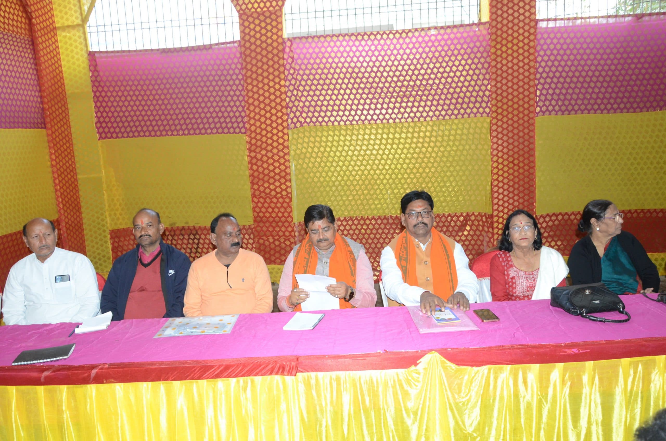 Deoghar News सभी सदस्य अपने बूथों में कम से कम 50 सदस्य अवश्य बनायें : राज सिन्हा