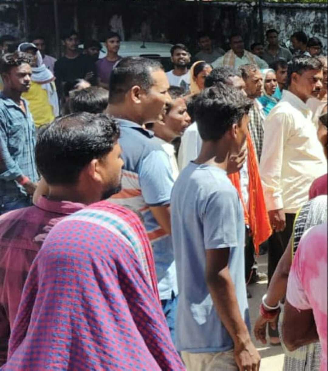 अंतिम संस्कार में गये बस चालक की गंगा स्नान के दौरान डूबने से मौत