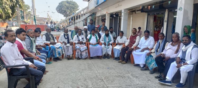 हेलमेट पहन कर बाइक चलाने से सड़क दुर्घटनाओं में आ सकती है कमी, सख्ती बरते प्रशासन