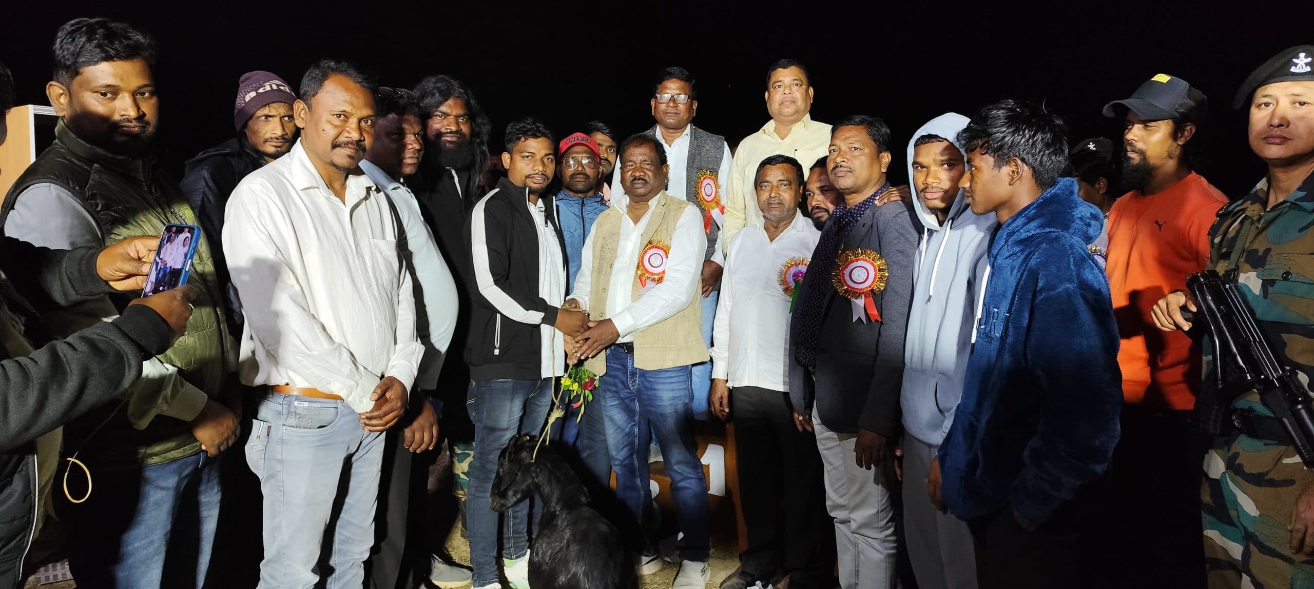 East Singhbhum News : टाई ब्रेकर में जगन्नाथपुर को हराकर दादा भाई एफसी राजबासा विजेता