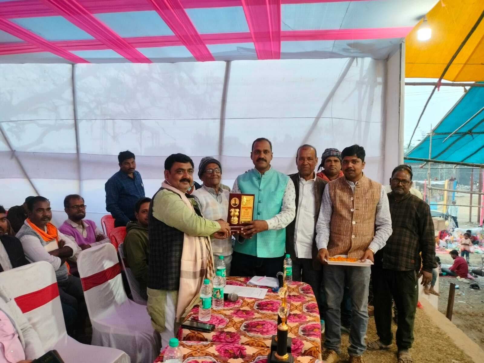 सरस्वती पूजा मेला का विधायक ने किया उद्घाटन