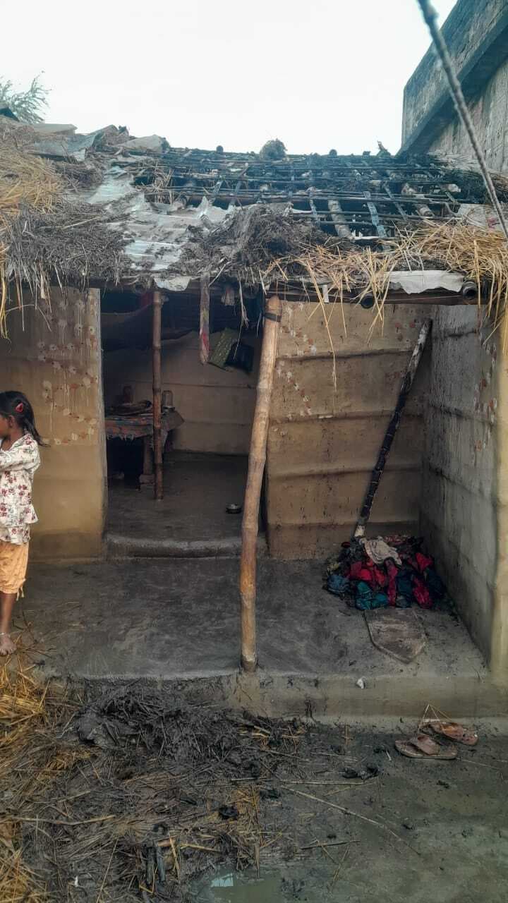 आग से एक घर सहित हजारों की संपत्ति जलकर राख