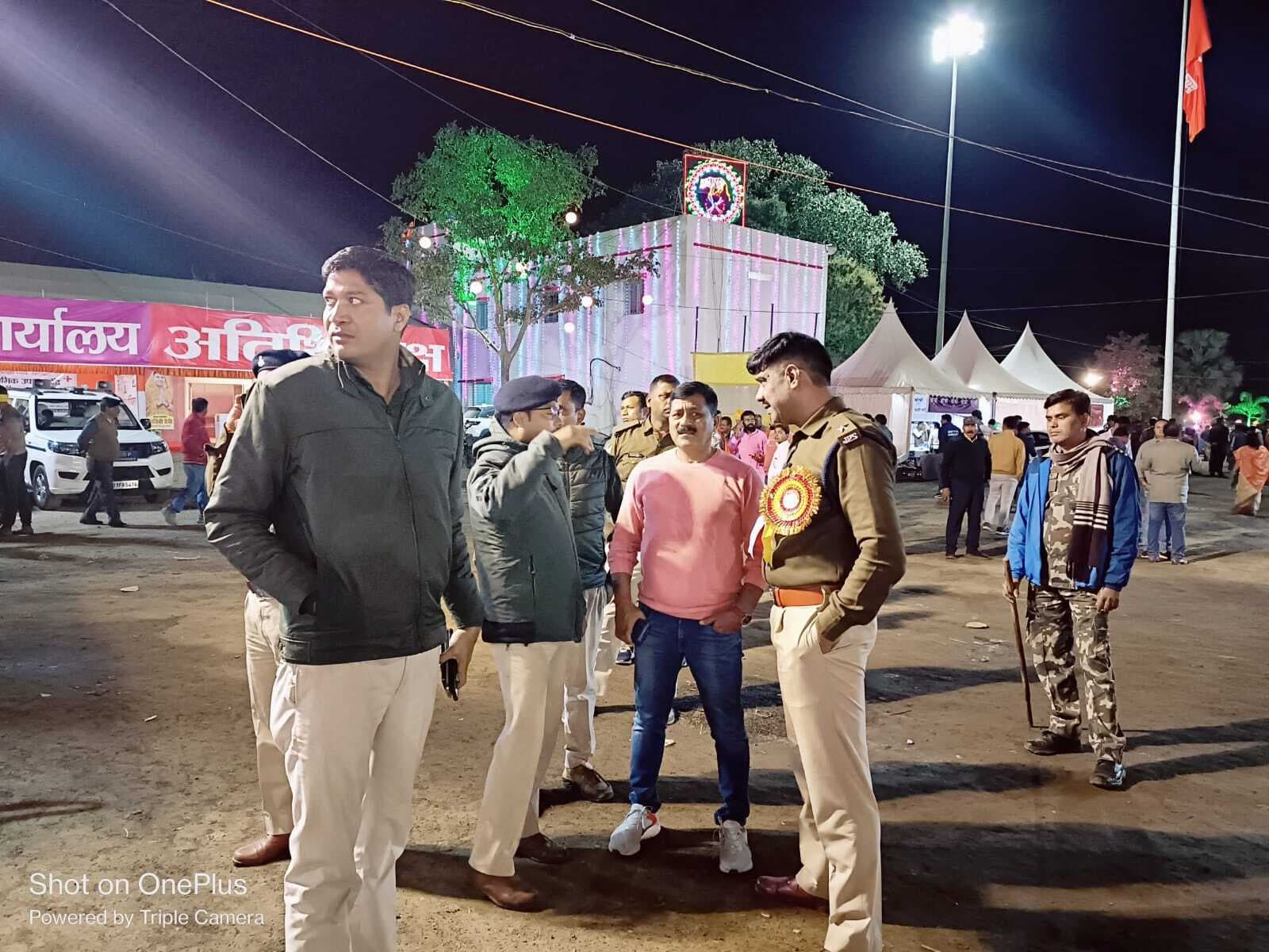 Dhanbad News: श्री श्री के आगमन को लेकर पुलिस ने बढ़ायी सुरक्षा