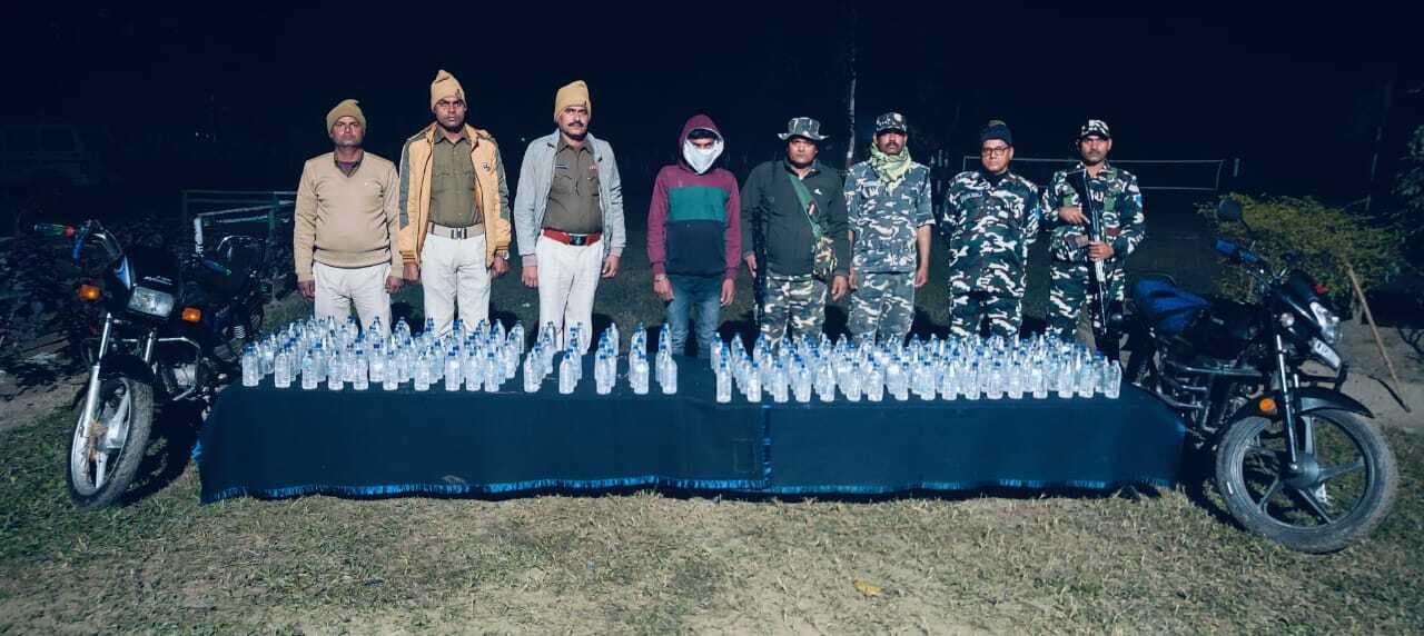 250 बोतल नेपाली शराब बरामद