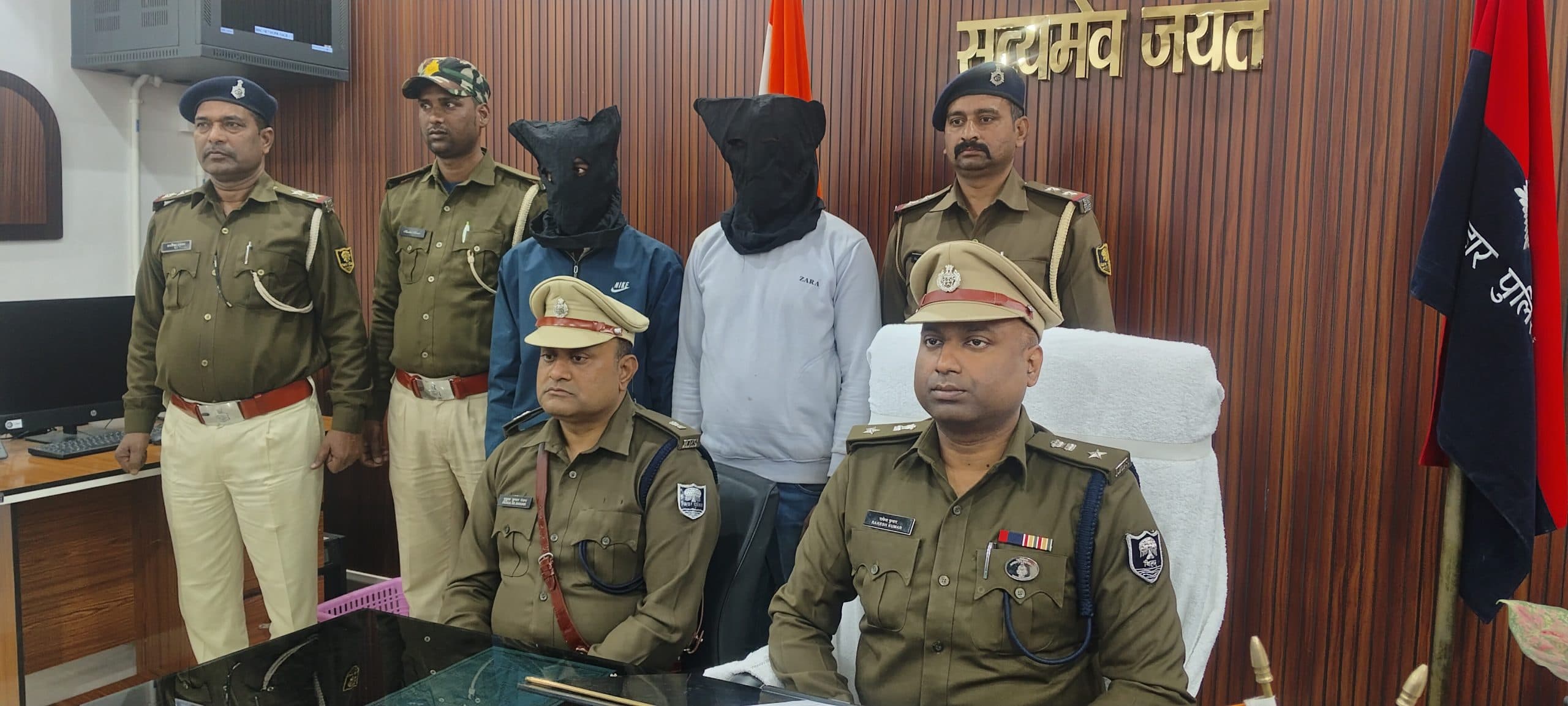 50 हजार का इनामी दो बदमाश गिरफ्तार