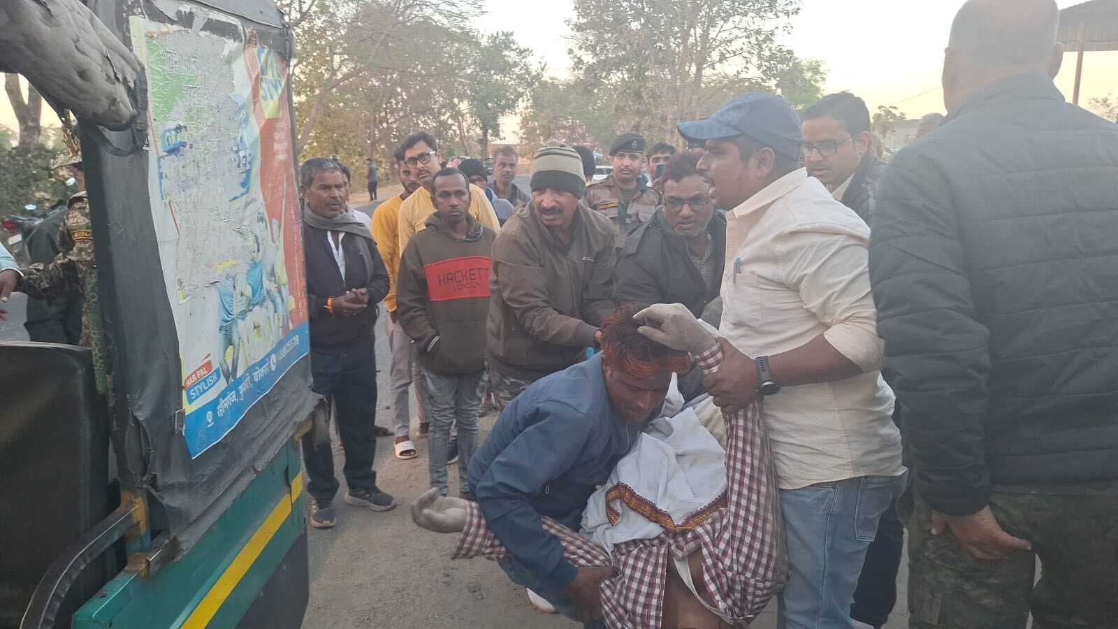 Giridih News: बस ने बाइक सवार पति-पत्नी को कुचला, मौत