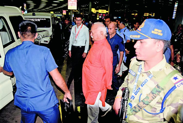 10 दिवसीय बंगाल दौरे पर आये भागवत