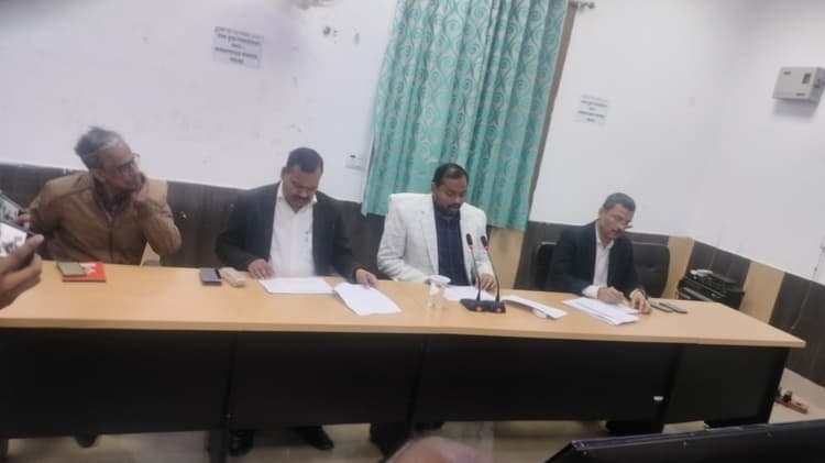 बंगाली बाजार ओवरब्रिज निर्माण के लिए 25 मार्च को खुलेगा निविदा, रेलवे ने किया अनुमोदित