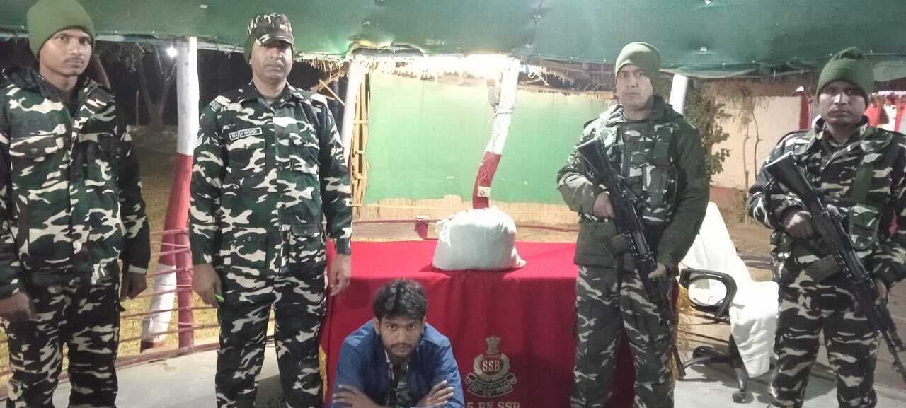 3.5 किलो गांजा बरामद, बाइक के साथ तस्कर गिरफ्तार