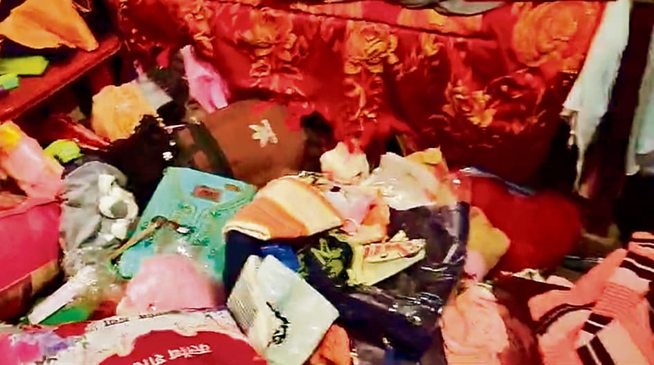 Gaya News : चैनपुर गांव में दो बंद घरों में चोरी, मामला दर्ज