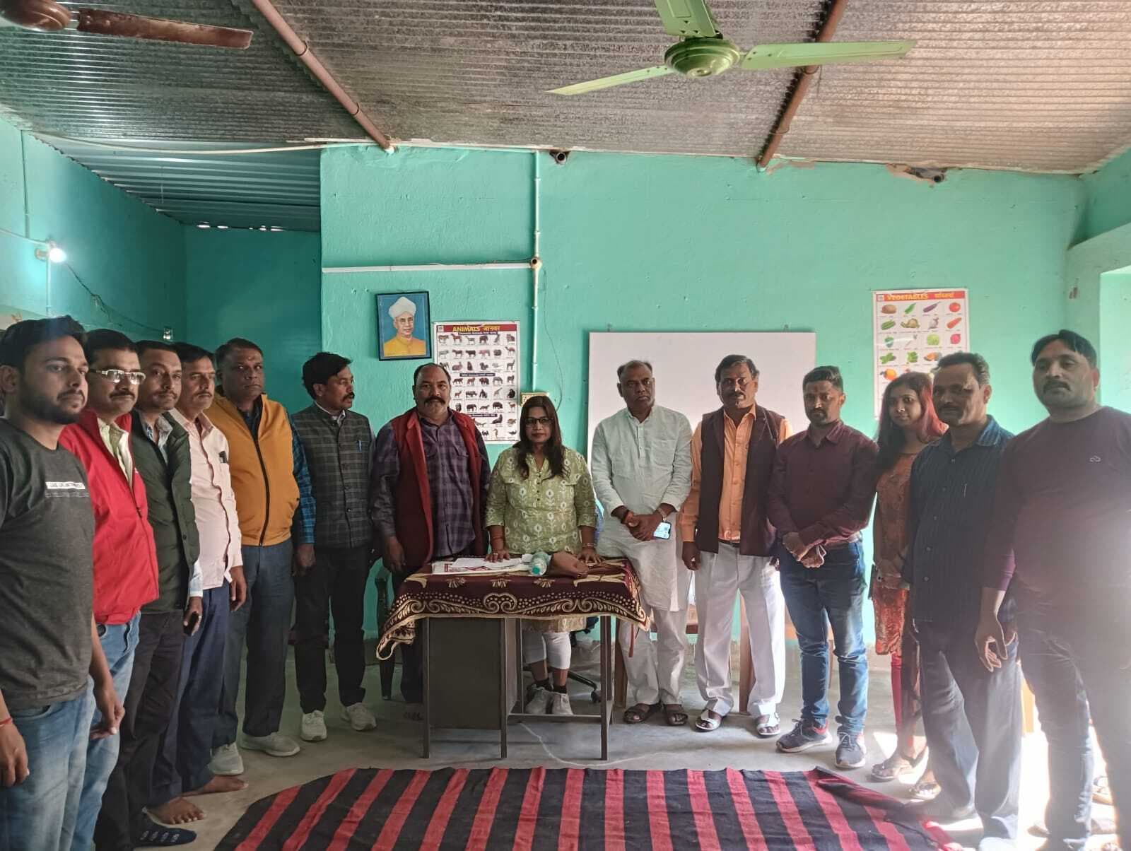 Deoghar news : संगठन को मजबूत बनाने के लिए सभी बूथों पर जाकर सदस्य बनाने का लिया निर्णय