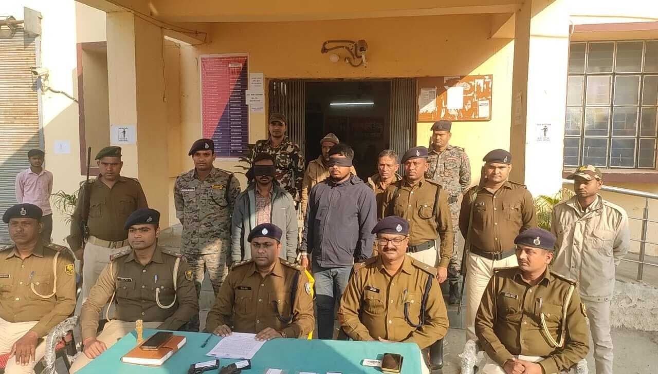 Madhubani News : मातेश्वरी कंस्ट्रक्शन के प्रबंधक से रंगदारी मांगने वाले दो अपराधी हथियार संग गिरफ्तार